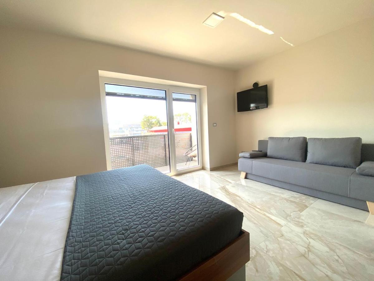 Rooms And Apartments Lisjak コペル エクステリア 写真